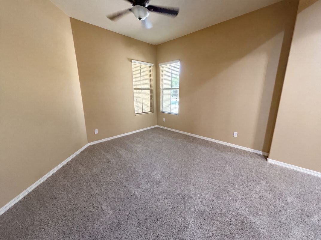 Photo 16 of 39 of 18136 W Devonshire Ave, Goodyear, AZ