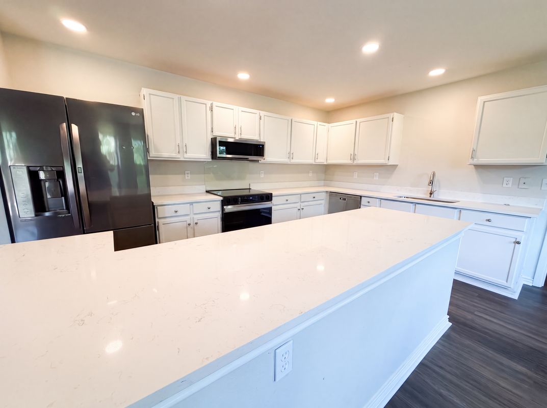Photo 11 of 22 of 15426 Canteen Creek Dr, San Antonio, TX