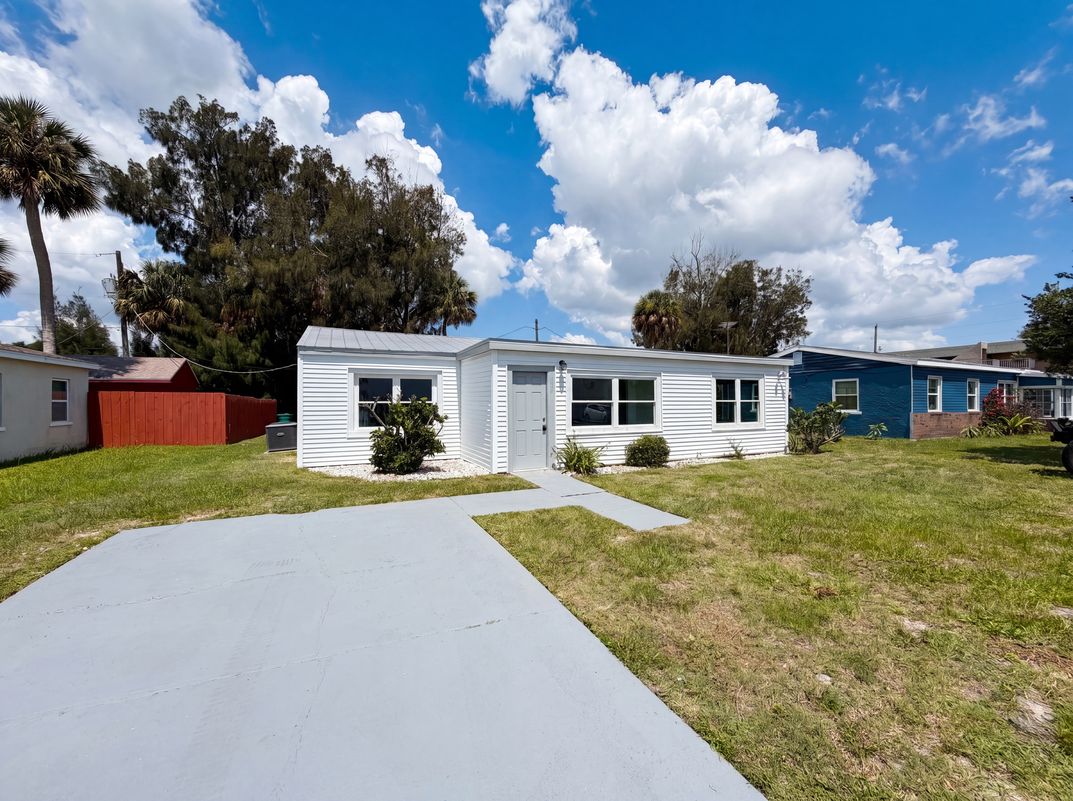 Property photo 1 of 1604 Park Ave