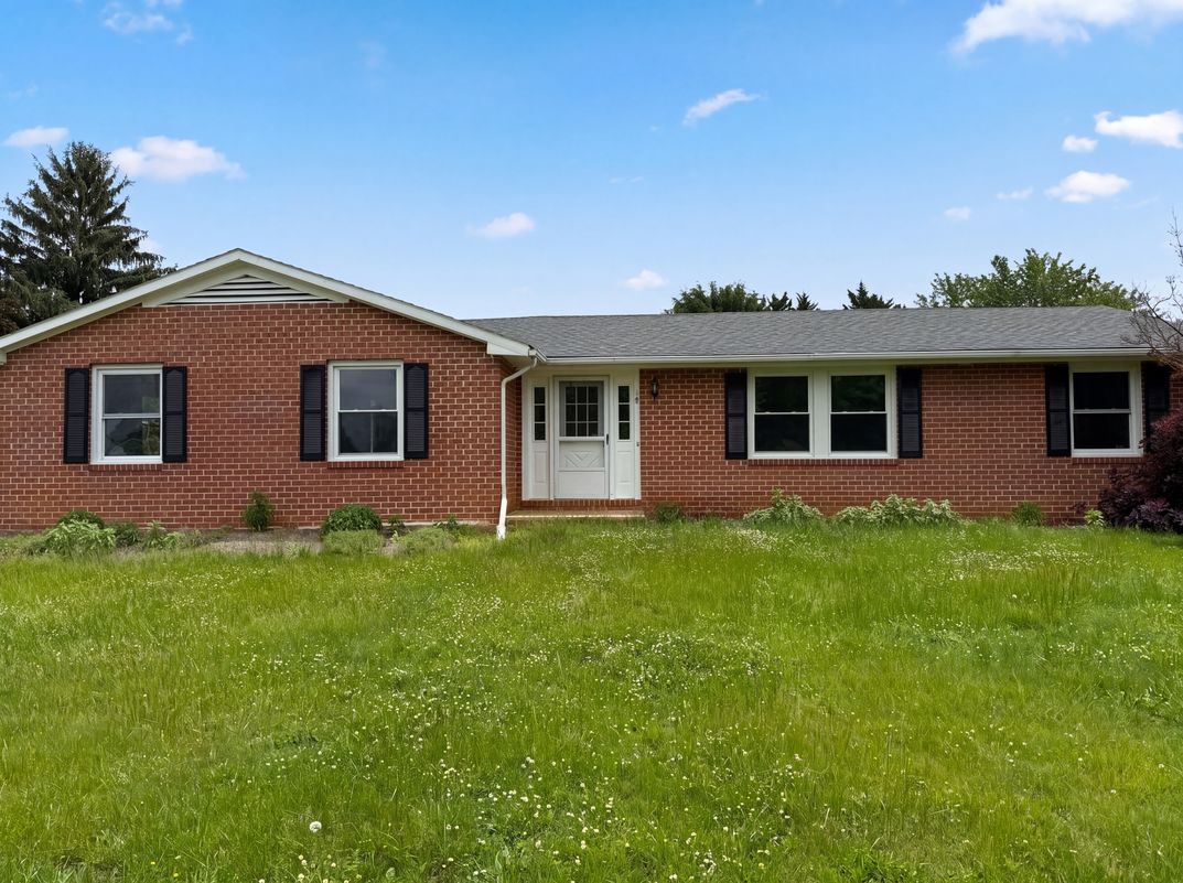 Property photo 1 of 98 Grimes Dr