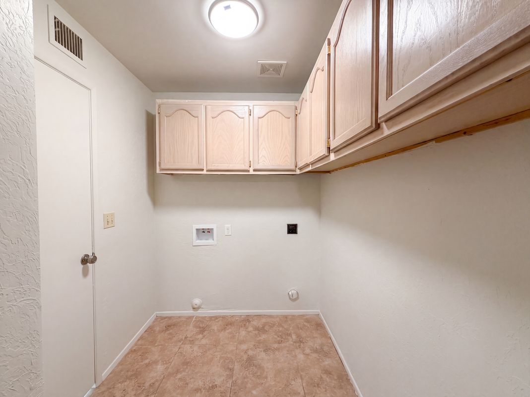 Photo 20 of 32 of 10701 W Campbell Ave, Phoenix, AZ