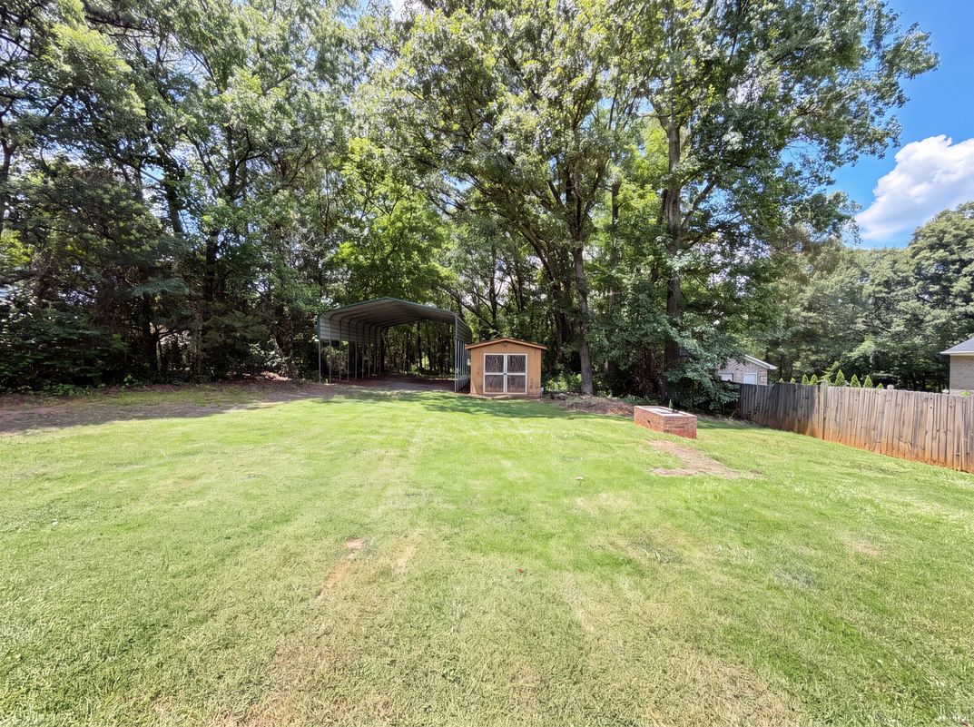 Photo 15 of 18 of 9801 Hannon Rd, Mint Hill, NC