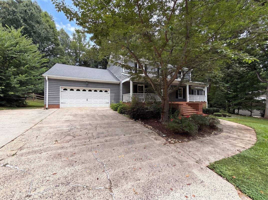 Photo 20 of 22 of 3029 Southampton Cir, Gastonia, NC
