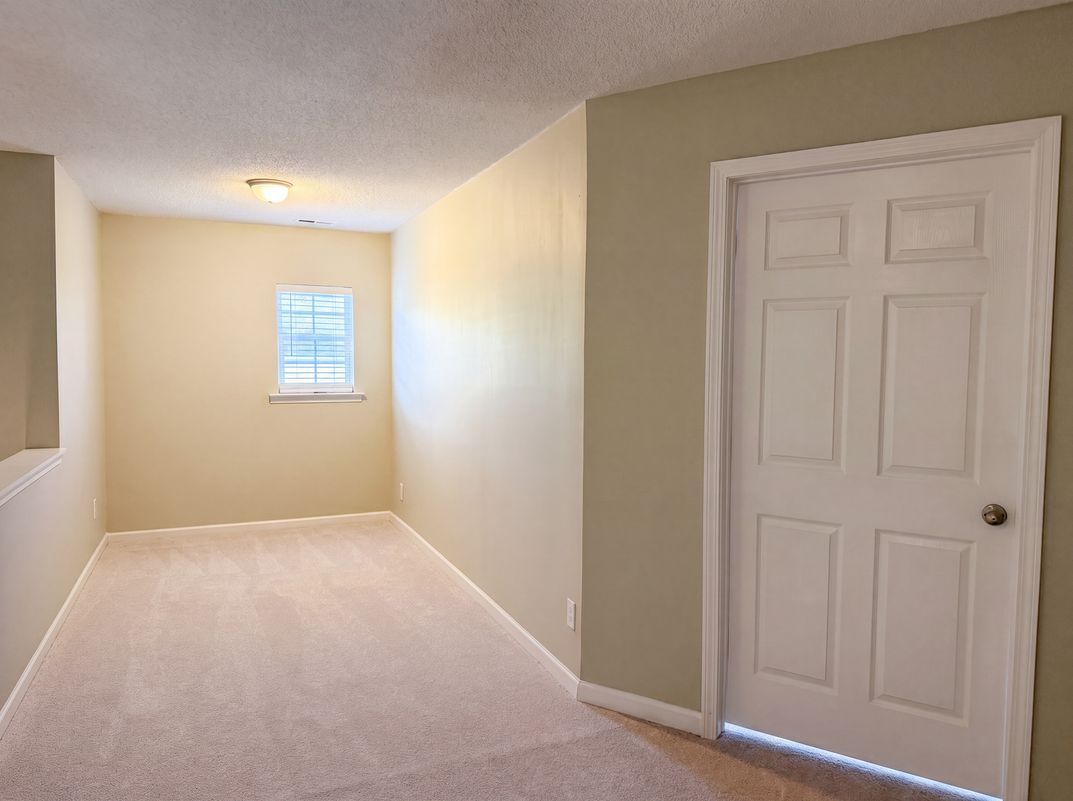 Photo 13 of 19 of 1812 Devonridge Dr, Fuquay Varina, NC