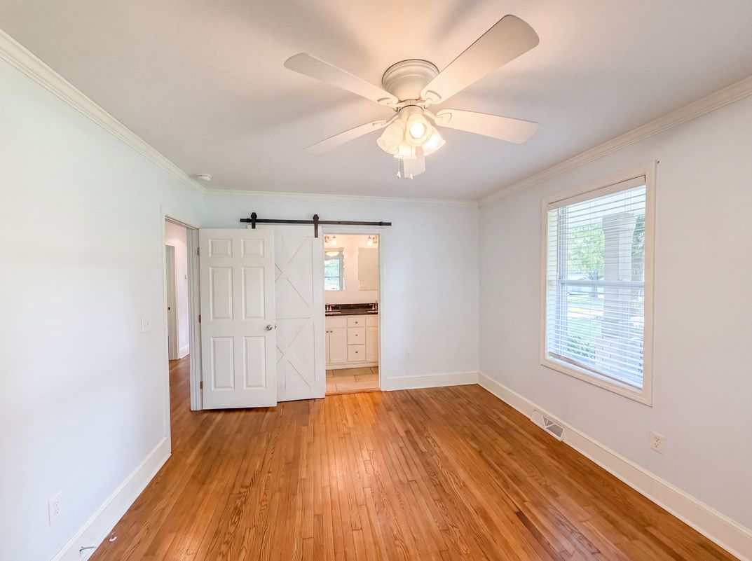 Photo 4 of 19 of 1605 Auten Rd, Gastonia, NC
