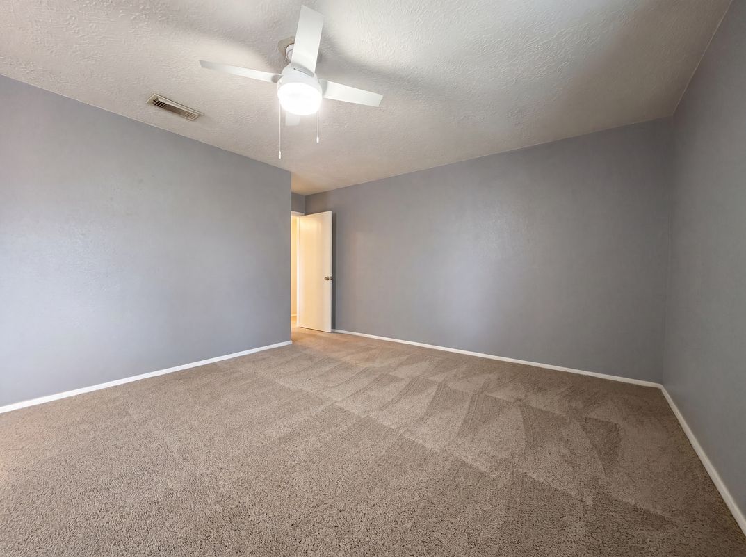 Photo 10 of 17 of 6710 Renfro Dr, Richmond, TX