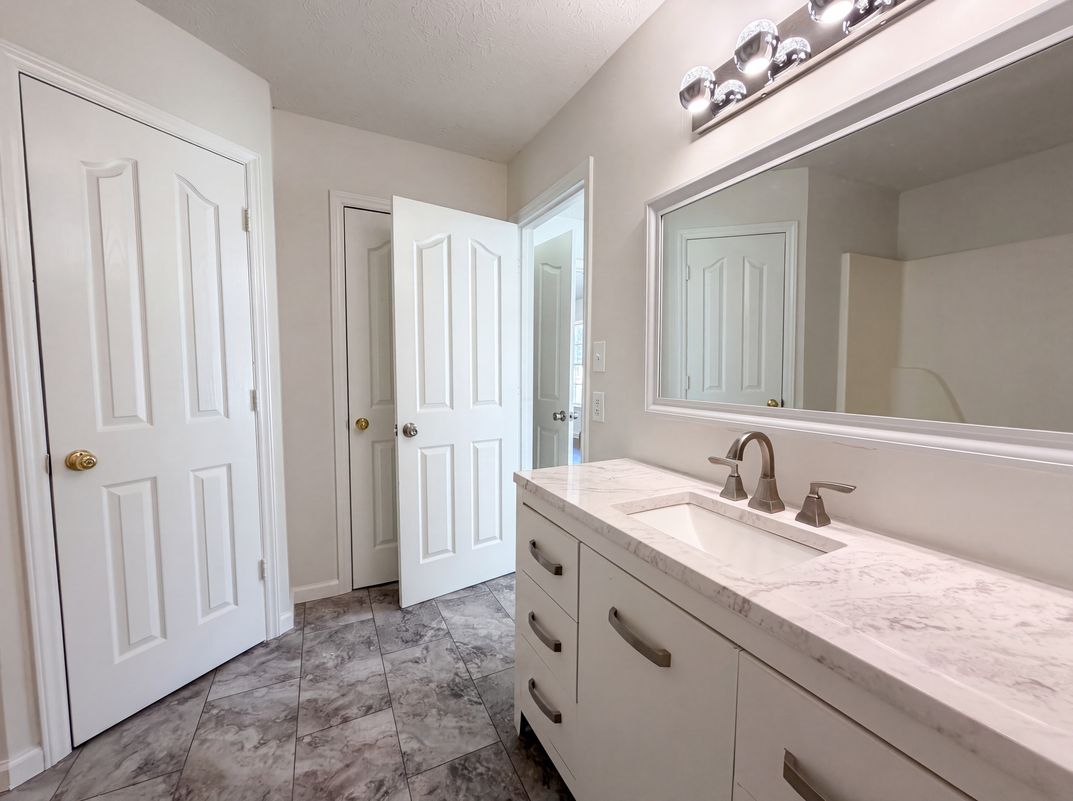 Photo 20 of 28 of 125 Ivanhoe Ct, Murfreesboro, TN