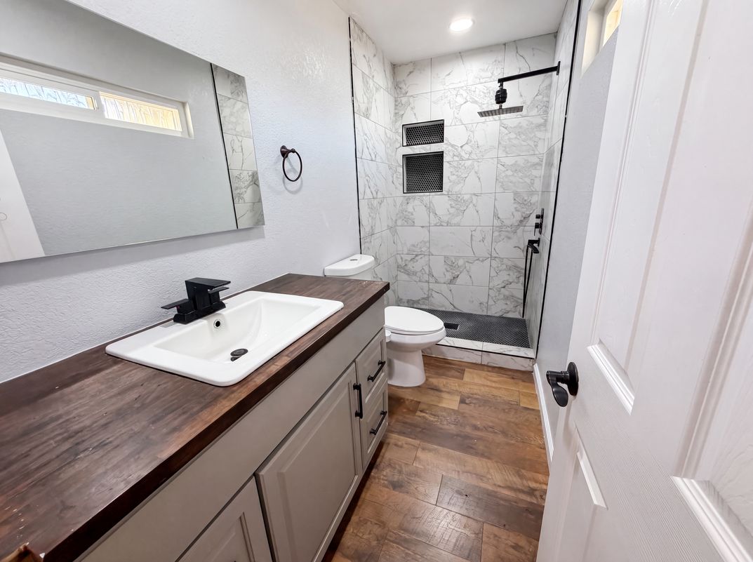 Photo 6 of 18 of 14729 Hartford Ln, Helendale, CA