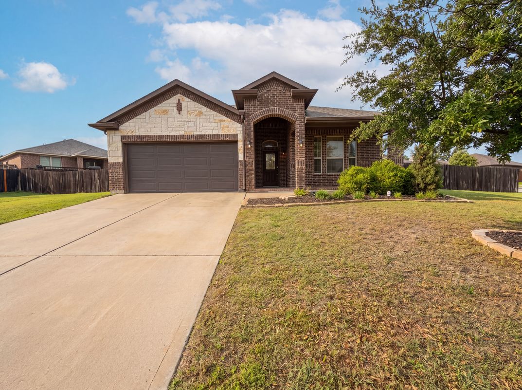Property photo 1 of 1217 Ashley Dr