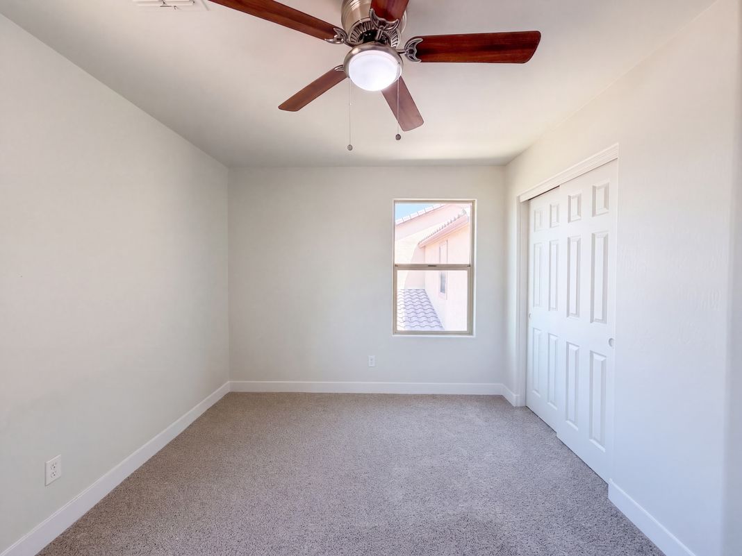 Photo 14 of 36 of 11036 W College Dr, Phoenix, AZ