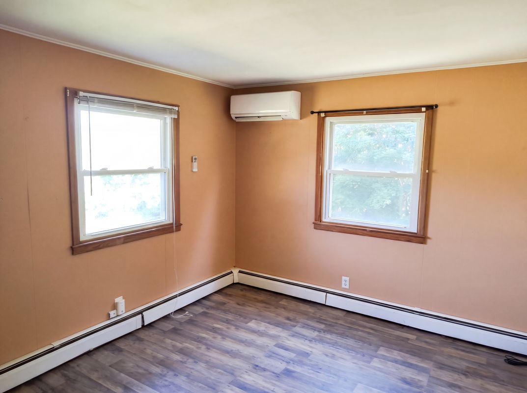 Photo 12 of 24 of 4888 Pinecrest Rd, Millport, NY
