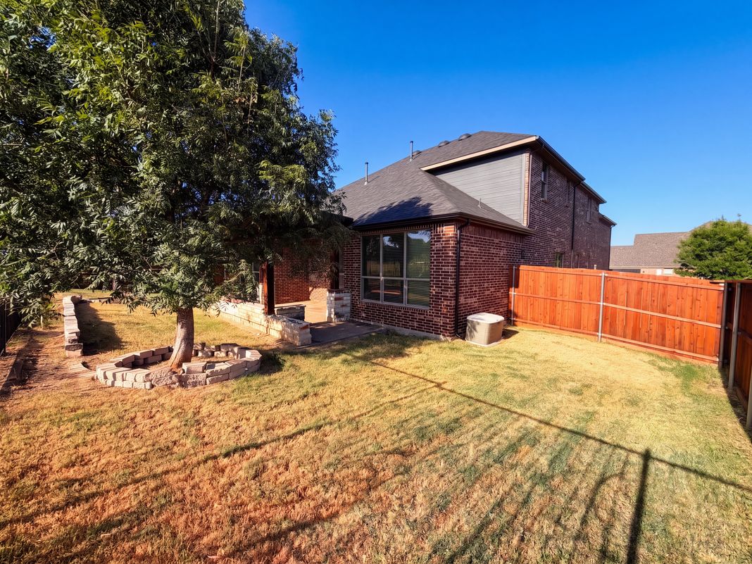 Photo 28 of 32 of 1502 Northwood Dr, Wylie, TX