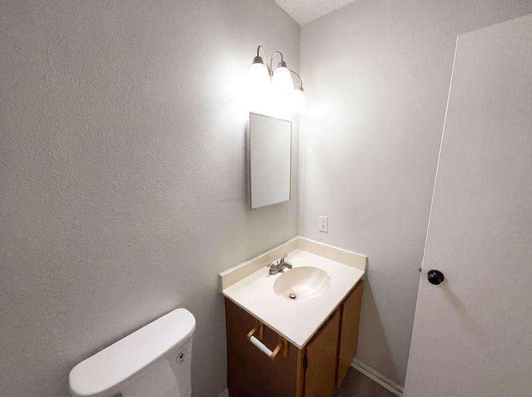 Photo 17 of 20 of 2830 Fisher Field Dr, San Antonio, TX
