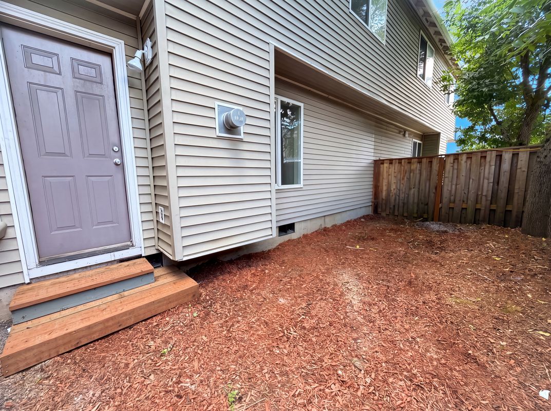 Photo 16 of 18 of 61 SE 171st Ave, Portland, OR