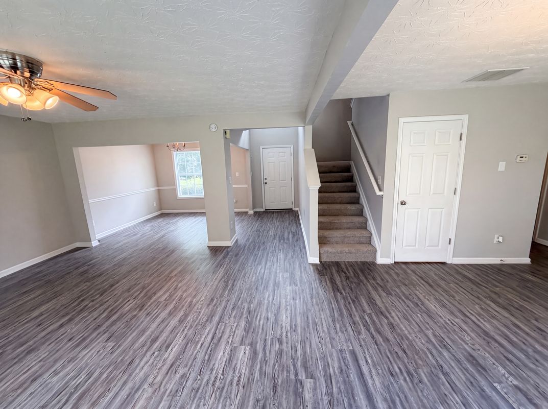 Photo 10 of 44 of 4636 Pine Acre Cir, Sugar Hill, GA