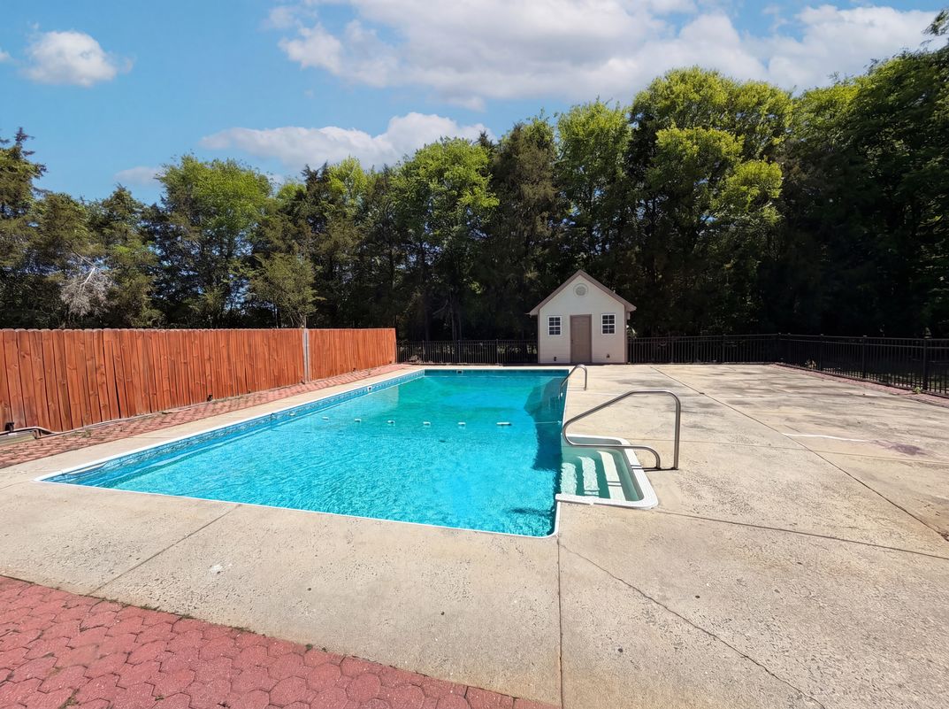 Photo 27 of 29 of 8400 Chestnut Oak Ct, Harrisburg, NC