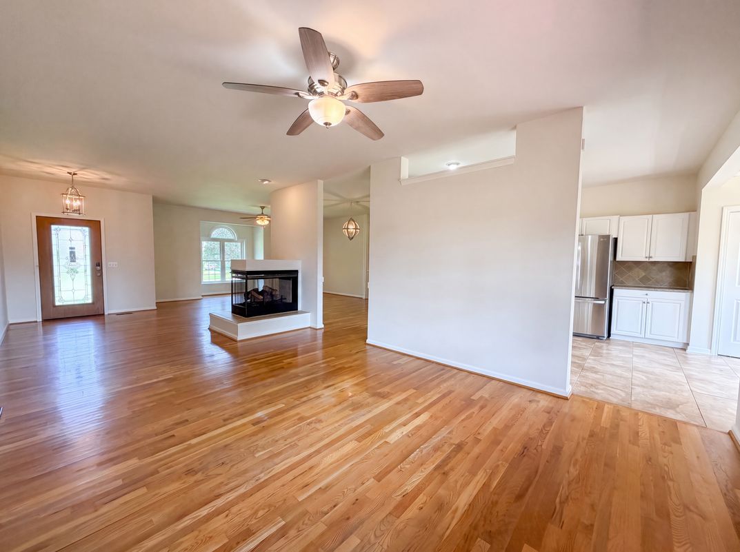 Photo 10 of 24 of 1727 Joben Dr, Murfreesboro, TN