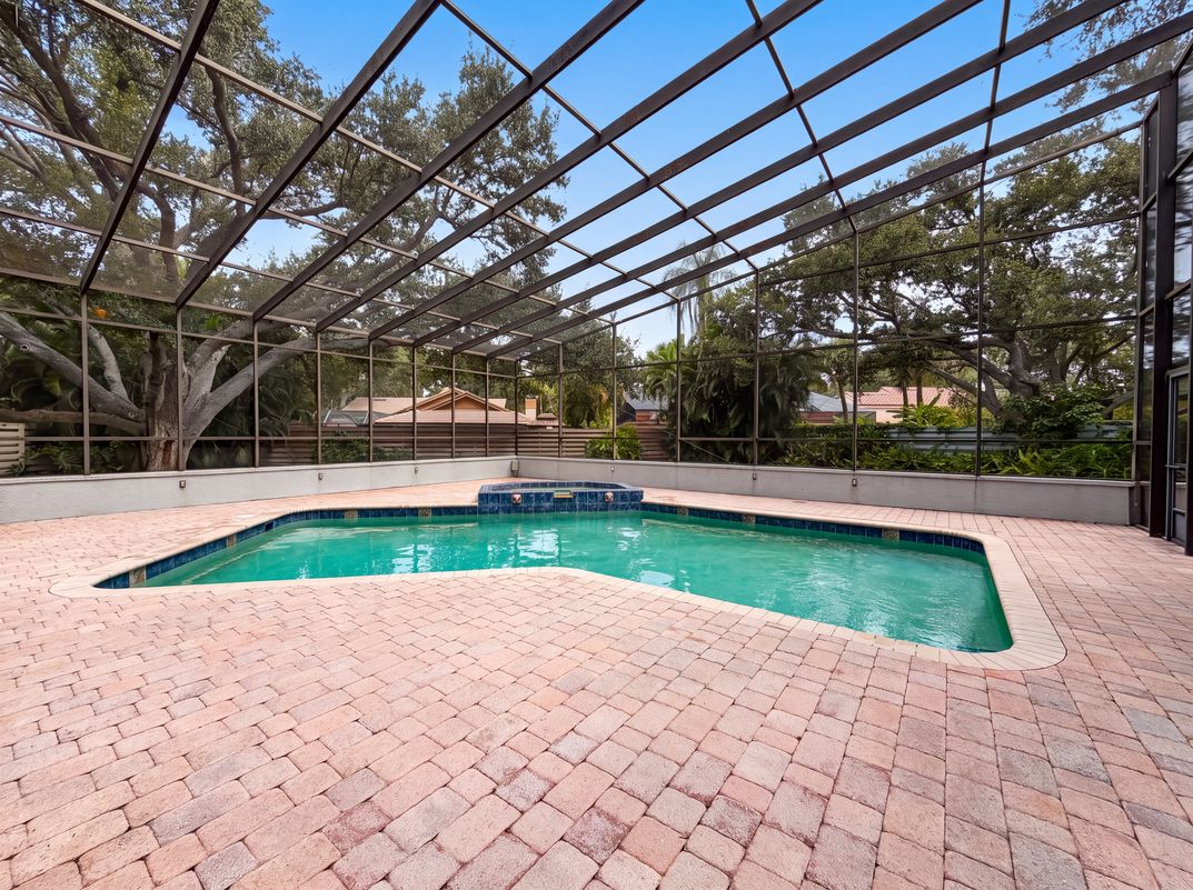 Photo 10 of 68 of 1675 Landings Ln, Sarasota, FL