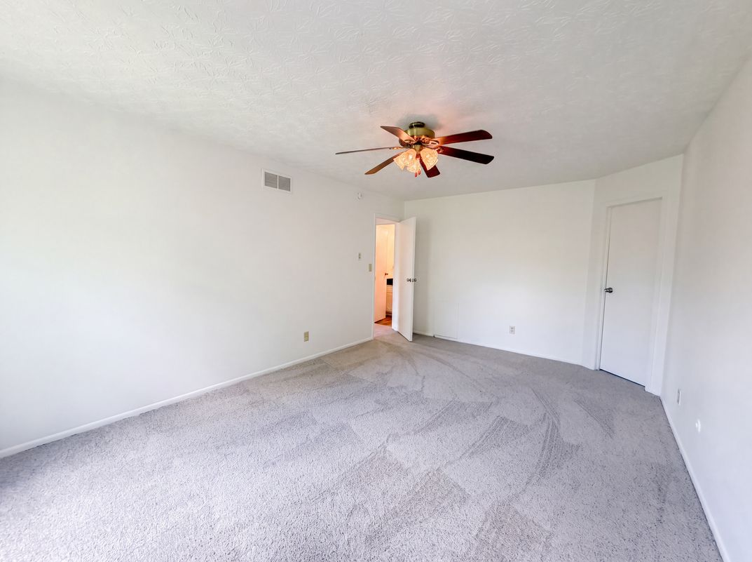 Photo 17 of 30 of 7761 Sagemeadow Ct, Columbus, OH