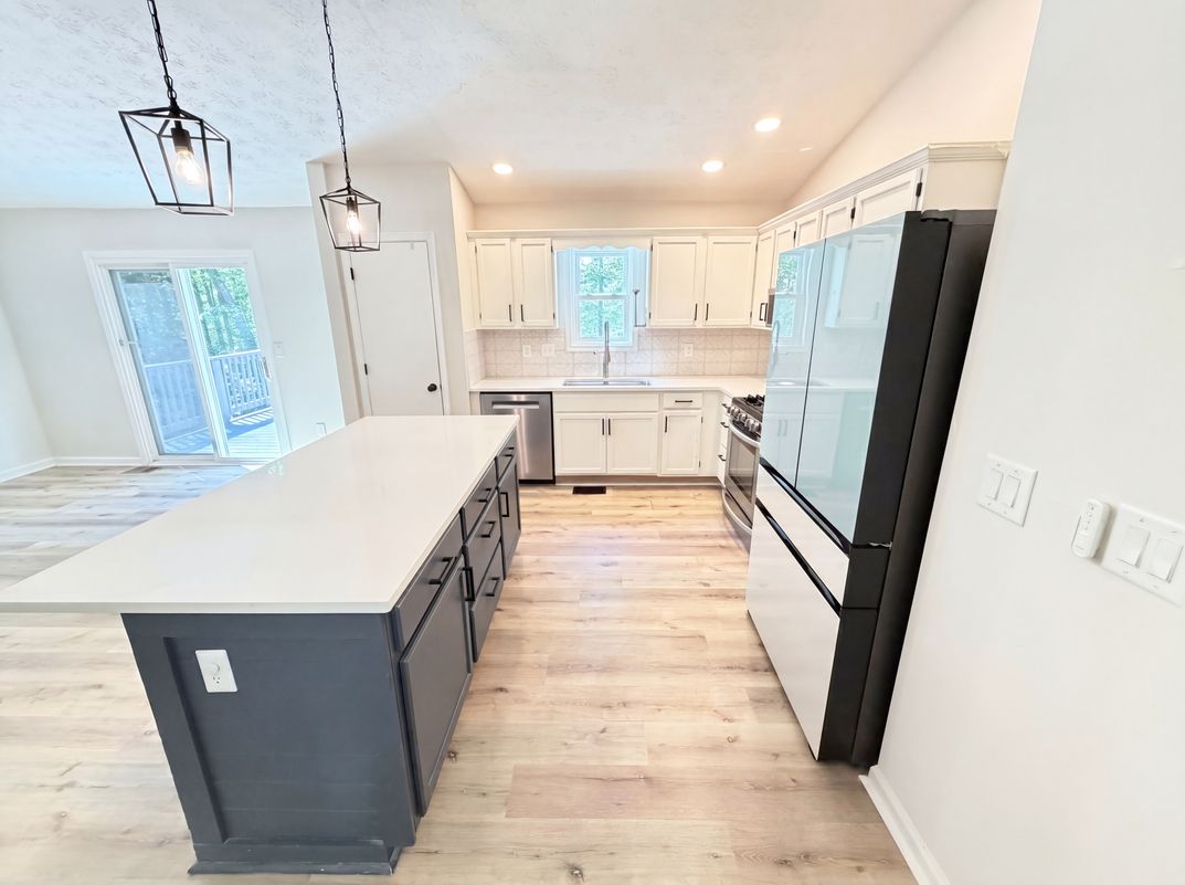 Photo 2 of 24 of 1327 Towne Harbor Trl, Woodstock, GA