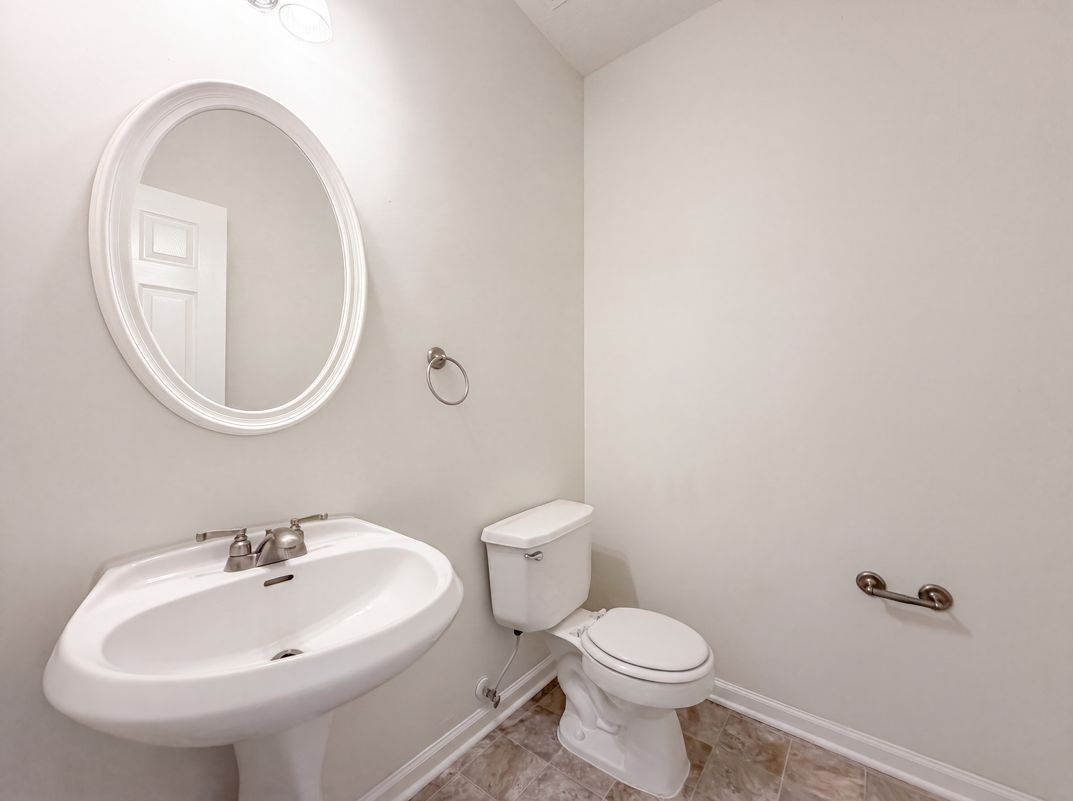 Photo 18 of 29 of 6257 Polar Fox Ct, Riverdale, GA