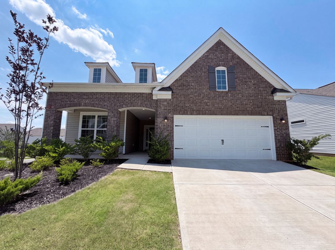 Photo 13 of 16 of 190 Abersham Dr, Mooresville, NC