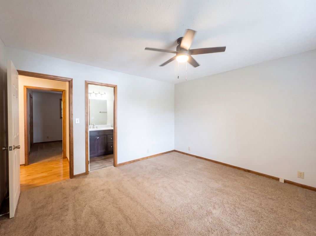 Photo 4 of 18 of 120 Bay Ct, Eatonton, GA
