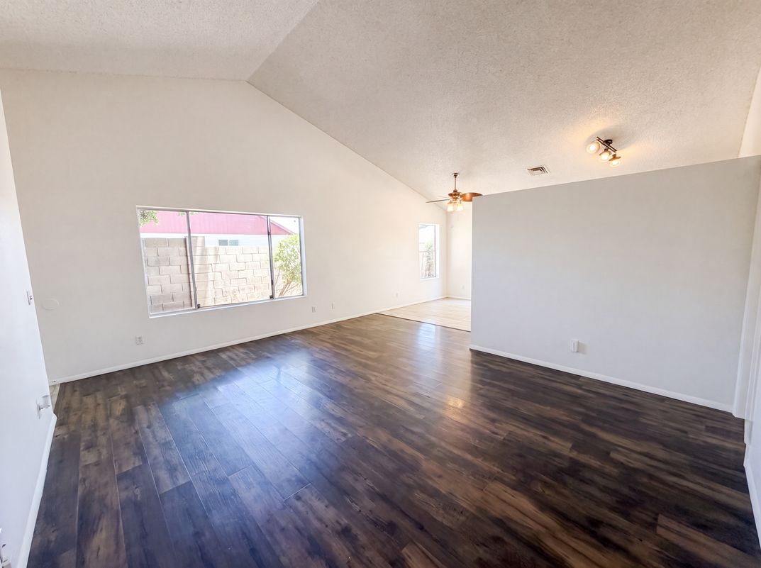 Photo 8 of 21 of 1111 N 64th St, Mesa, AZ