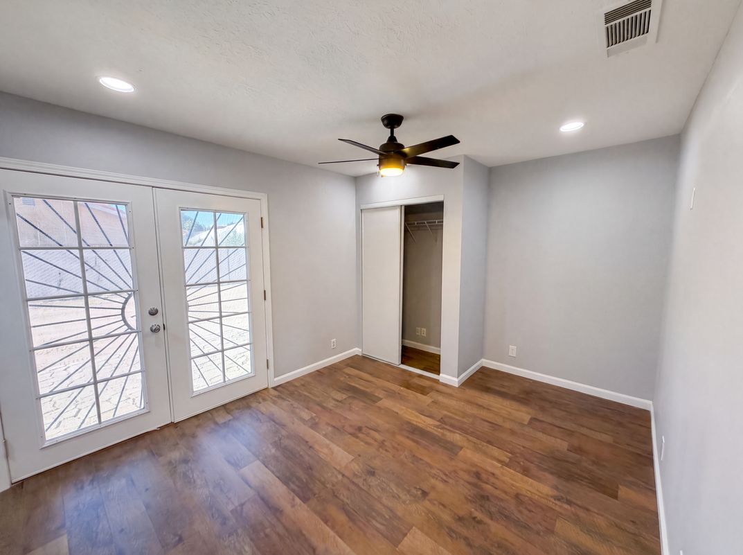Photo 11 of 18 of 14729 Hartford Ln, Helendale, CA