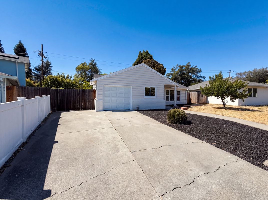 Photo 15 of 22 of 1854 Utah St, Fairfield, CA