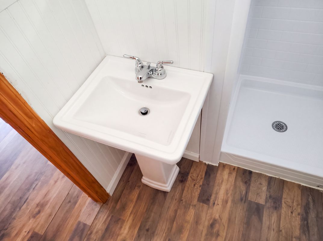 Photo 11 of 24 of 4888 Pinecrest Rd, Millport, NY