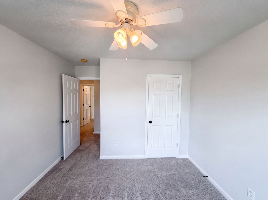 Photo 9 of 24 of 220 Longshadow Dr, Lexington, SC