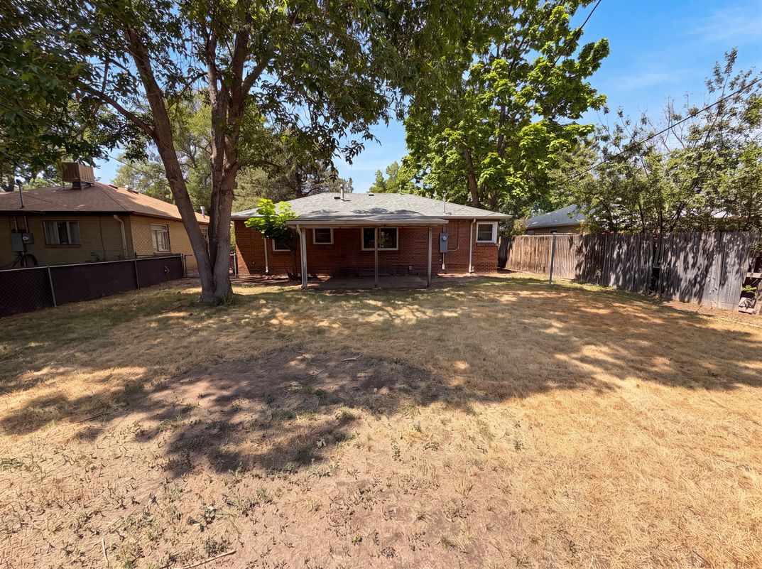 Photo 5 of 18 of 3900 Otis St, Wheat Ridge, CO