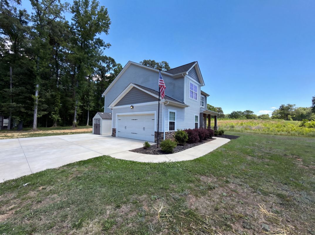 Photo 15 of 18 of 4918 Griffith Rd, Monroe, NC