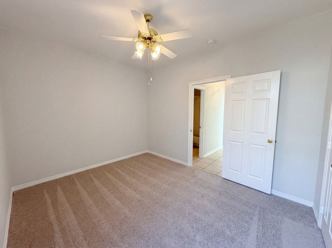 Photo 16 of 34 of 1412 Spring Ridge Ln, Flower Mound, TX