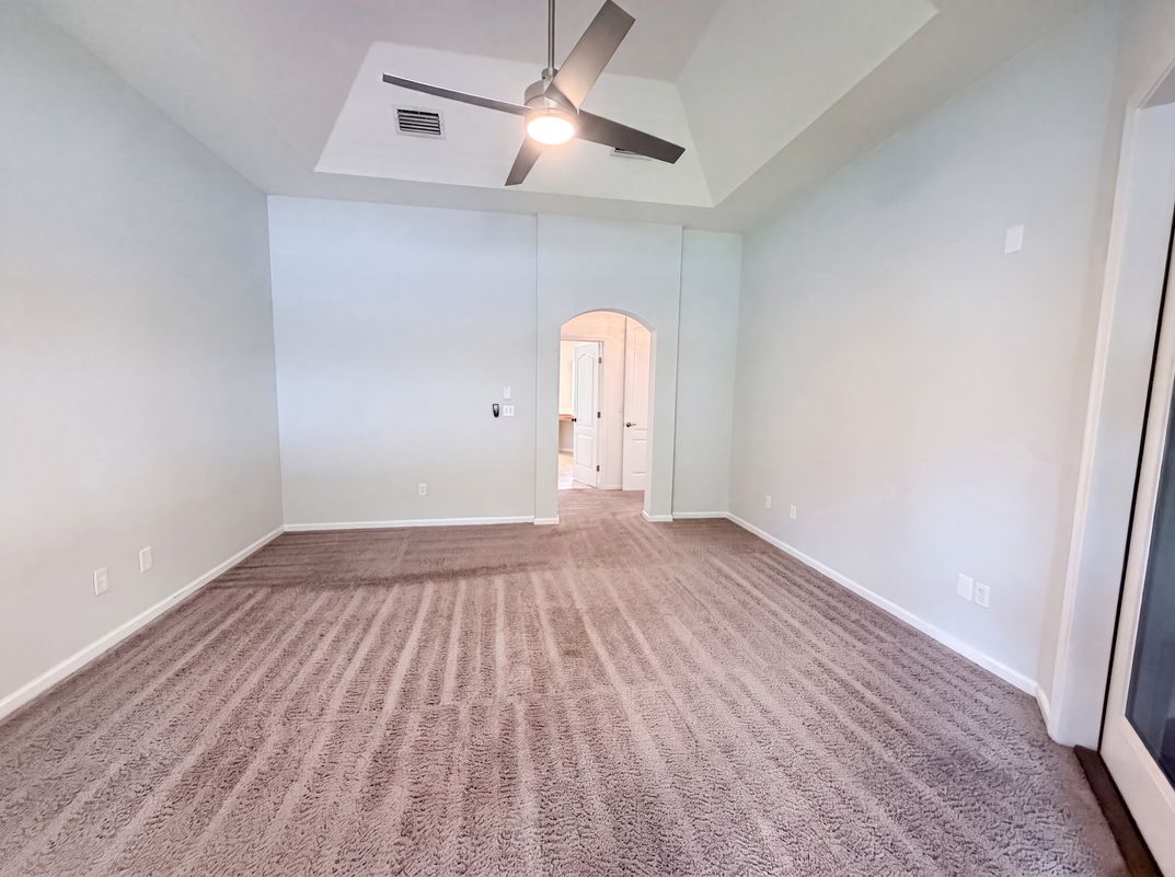 Photo 4 of 21 of 845 Songbird Dr, Orange Park, FL