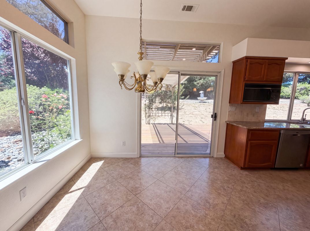 Photo 10 of 34 of 2503 Meredith Pl, El Dorado Hills, CA