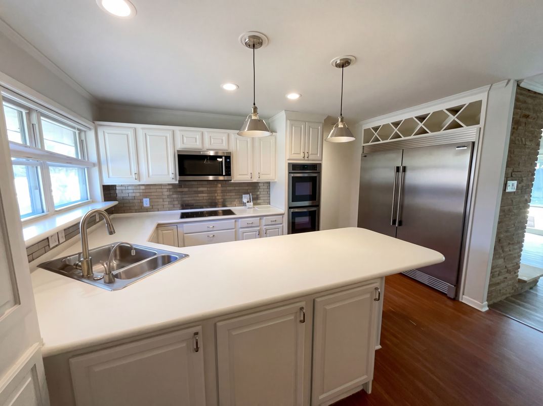 Property photo 2 of 4106 Walnut Hill Ln
