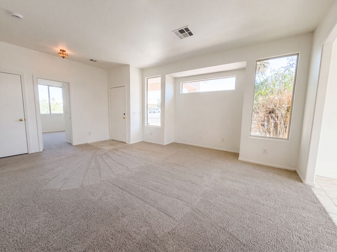 Photo 3 of 22 of 521 Quail Bird Pl, Henderson, NV