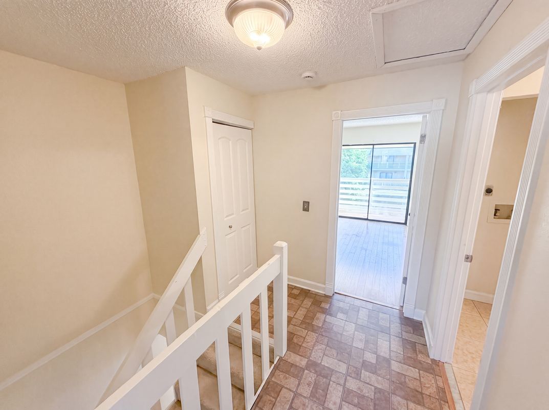 Photo 19 of 24 of 22707 Watersedge Blvd, Land O Lakes, FL