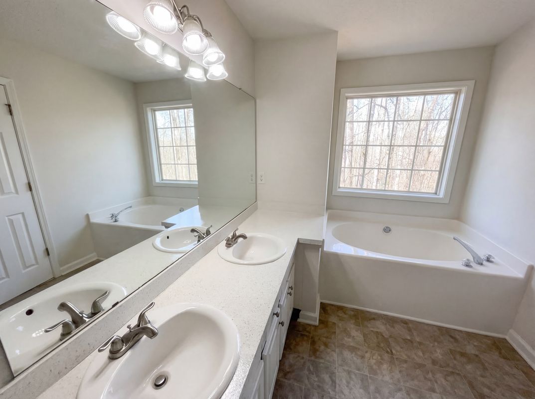 Photo 18 of 28 of 50 Cranbrook Ct, Covington, GA