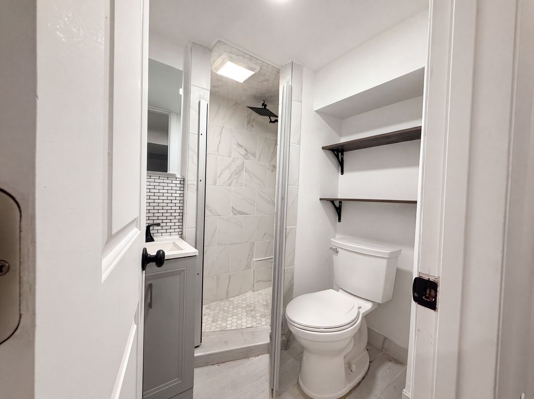 Photo 12 of 20 of 6455 Norborne Ave, Dearborn Heights, MI