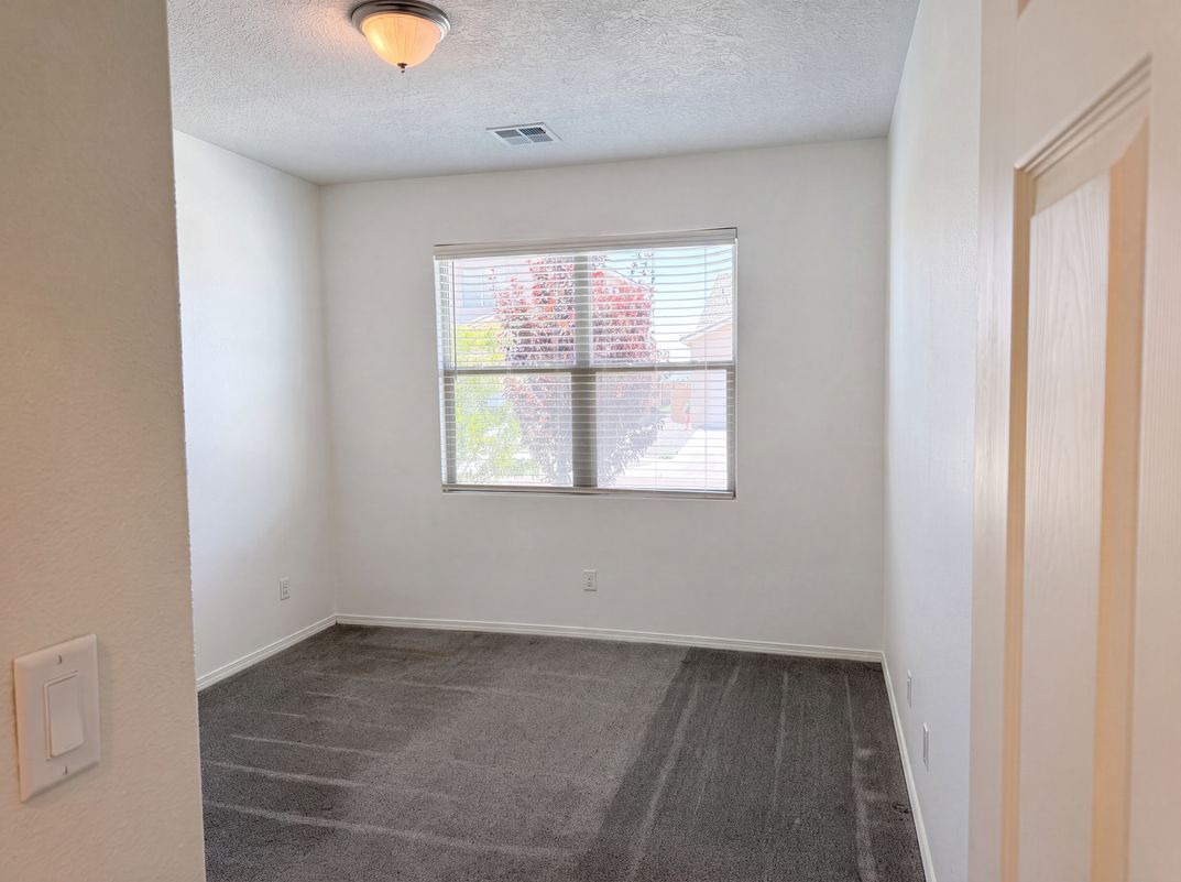 Photo 9 of 20 of 2032 Lobo Trot Ct SE, Albuquerque, NM