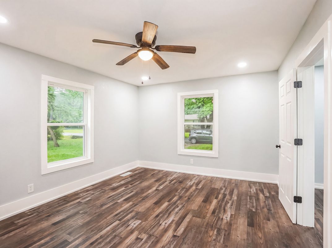 Photo 6 of 24 of 120 White St, Hopkinsville, KY