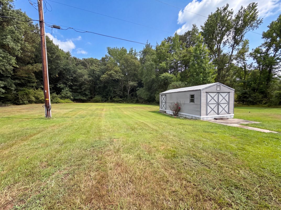 Photo 12 of 14 of 1246 Neelys Creek Rd, Rock Hill, SC