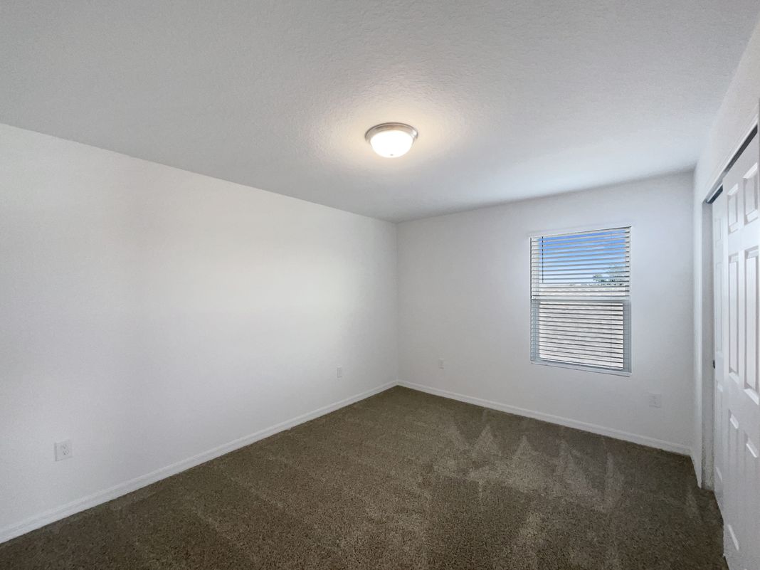 Photo 4 of 23 of 1128 Griffon Ave, Lake Alfred, FL