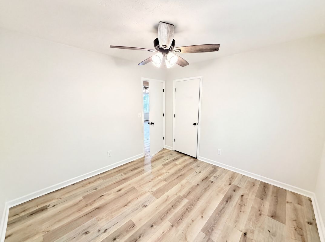 Photo 15 of 24 of 1327 Towne Harbor Trl, Woodstock, GA