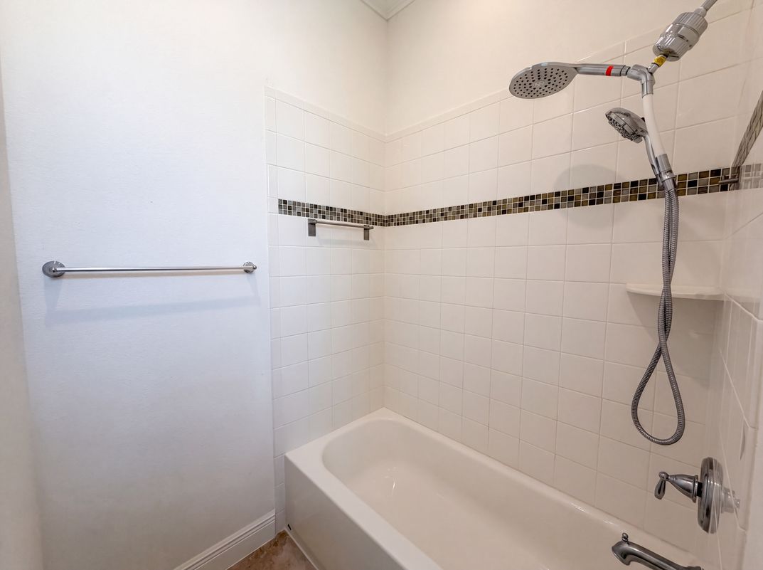 Photo 21 of 29 of 918 Blackthorn Dr, Apopka, FL