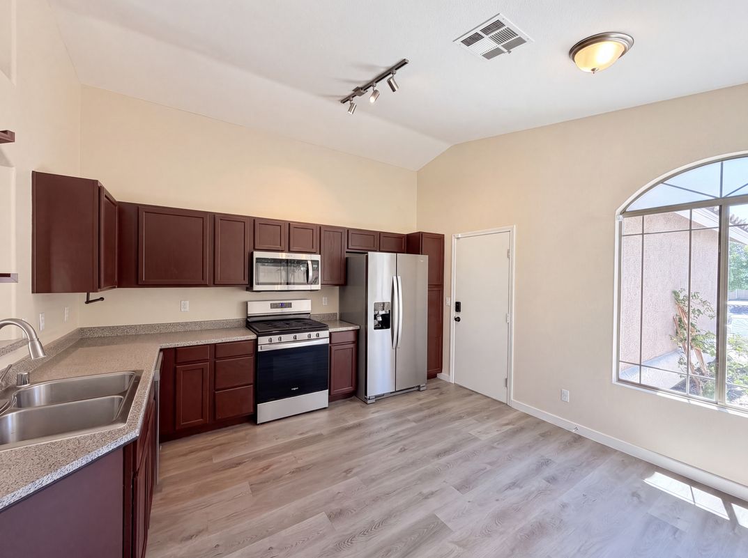 Photo 35 of 41 of 7912 Quill Gordon Ave, Las Vegas, NV