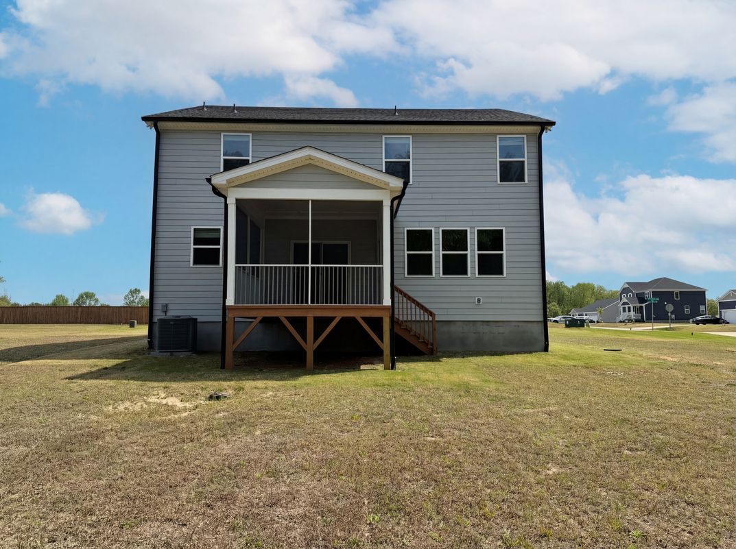 Photo 5 of 21 of 1717 Willow Landing Way, Willow Spring, NC
